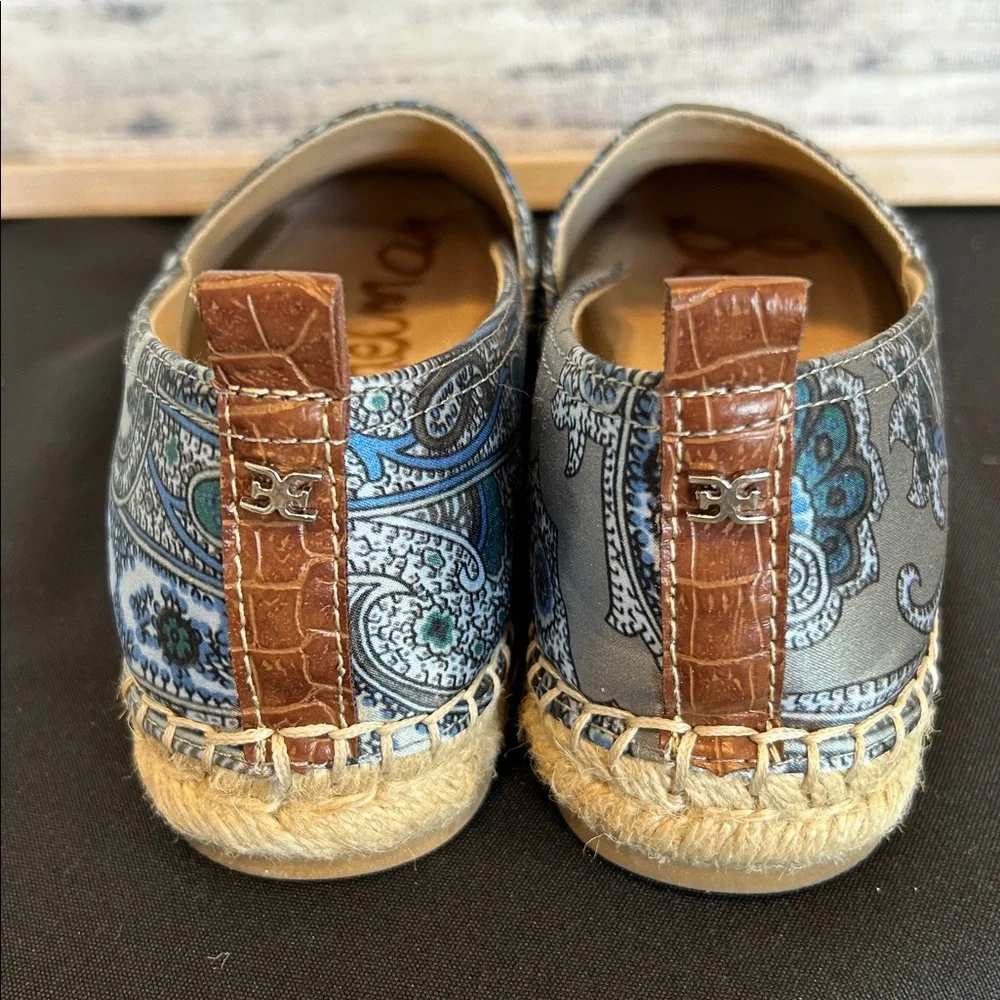 Sam Edelman Blue Paisley Espadrilles Springtime slip on sneakers Beautiful EUC!
